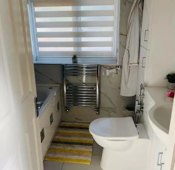 ペンション Large Guest Room