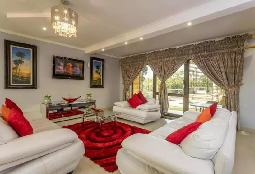 Majatalo Room In Guest Room   Ezulwini Guest House   Queen Room With Balcony For 2 Guests In Ballito