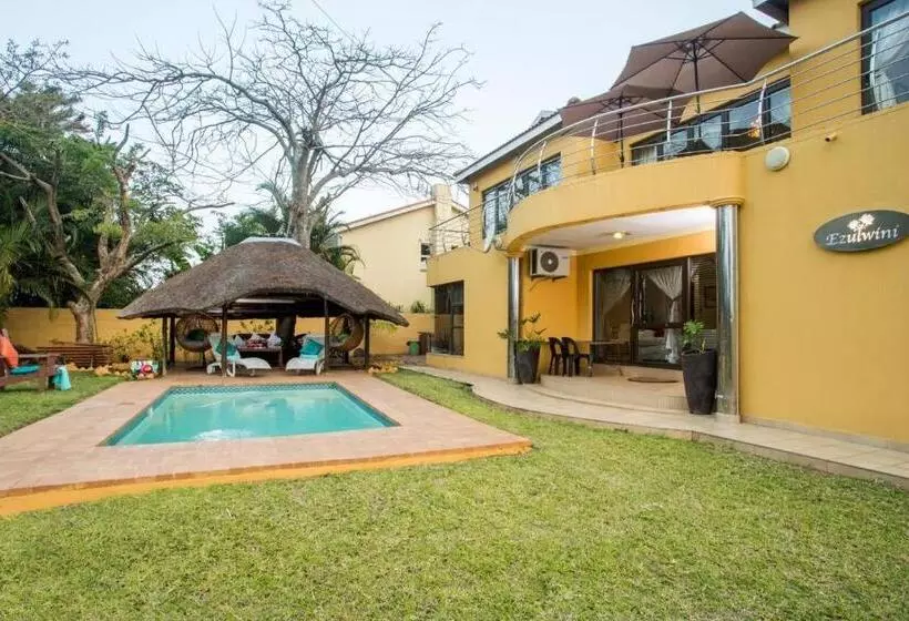 Majatalo Room In Guest Room   Ezulwini Guest House   Queen Room With Balcony For 2 Guests In Ballito