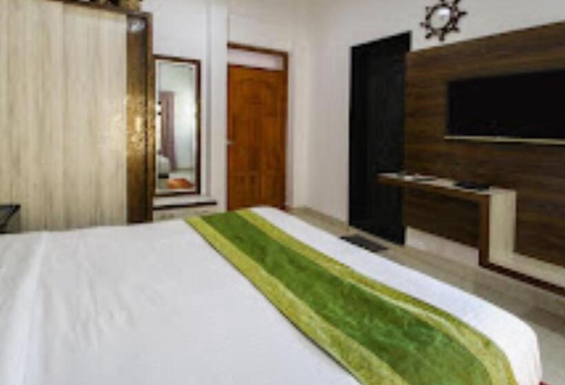 Skylight Royal Stay A Boutique Resort