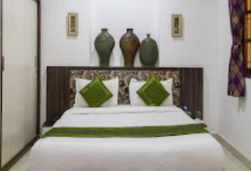 Skylight Royal Stay A Boutique Resort