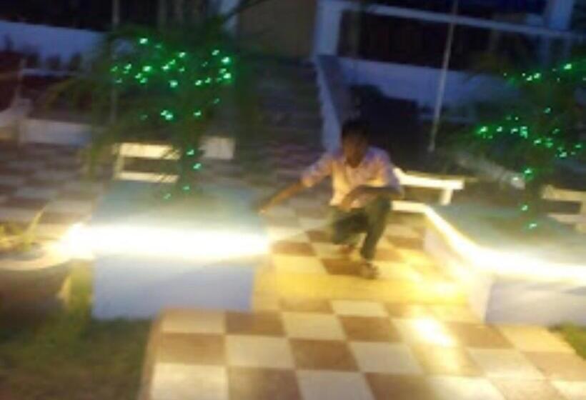 Skylight Royal Stay A Boutique Resort