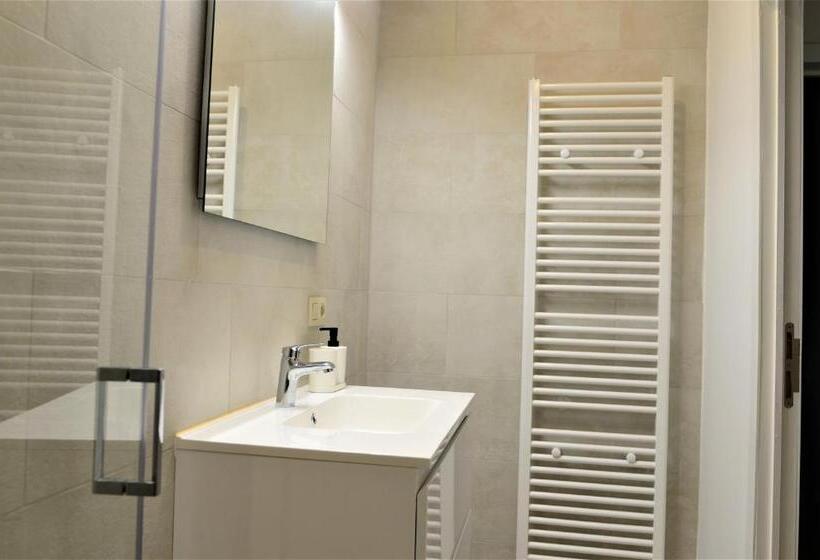 Sleep Inn Palace Apartments