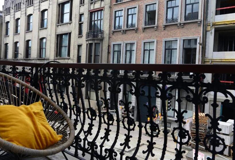 Sleep Inn Palace Apartments