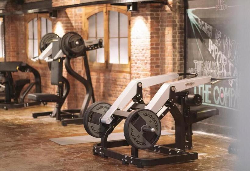 Sleep Inn Palace Apartments