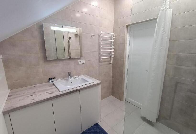 هاستل Apartments Bis House