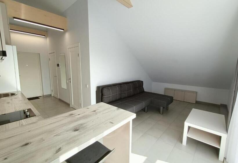 هاستل Apartments Bis House