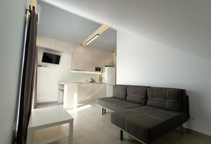 هاستل Apartments Bis House