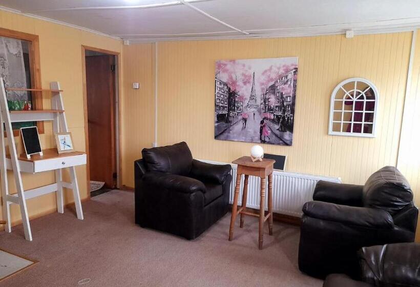 تختخواب و صبحانه Arrayan The Cuyen