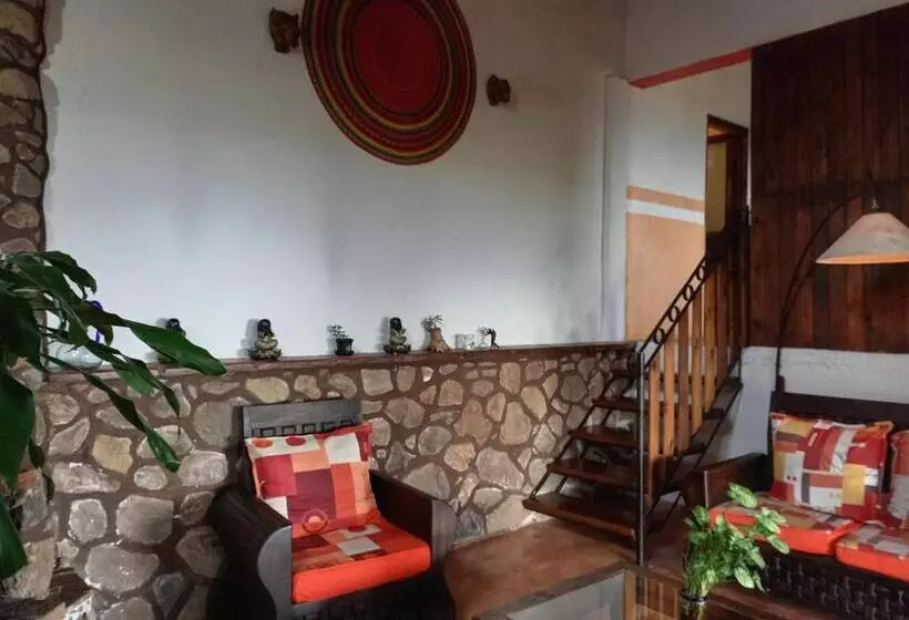 Aamiaismajoitus (B&B) Casa Los Olivos
