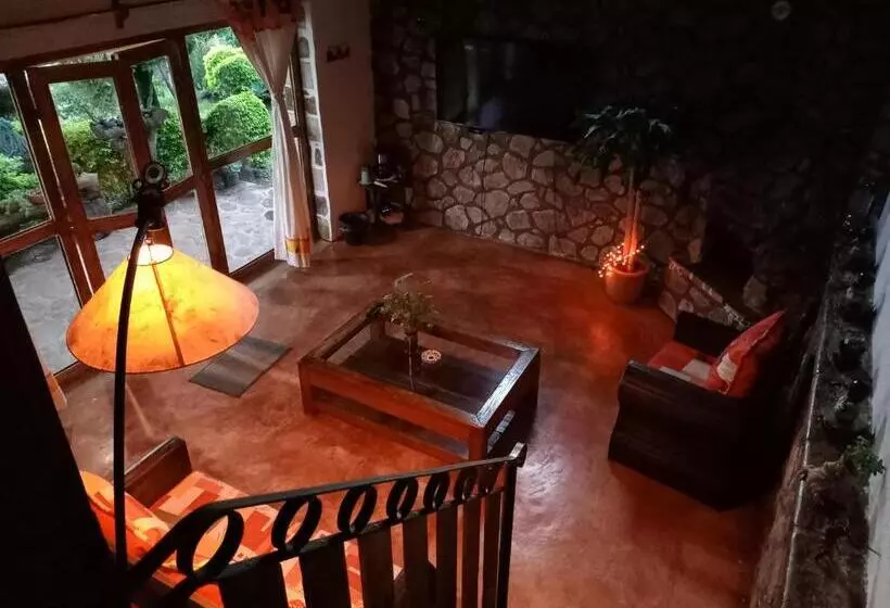 Aamiaismajoitus (B&B) Casa Los Olivos