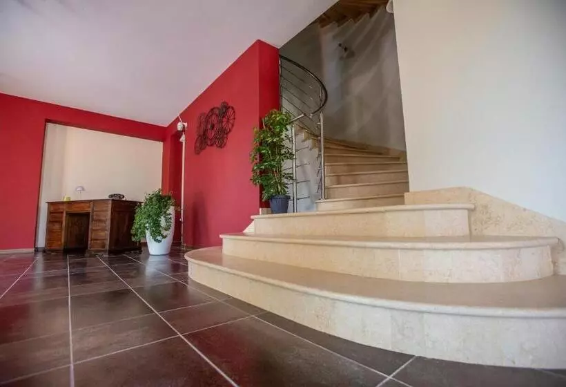 Aamiaismajoitus (B&B) Sanbarto La Casa Del Borgo