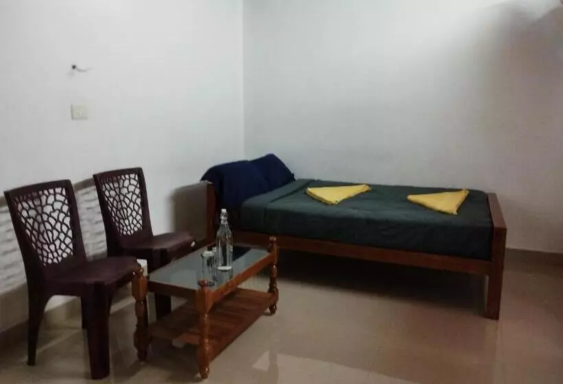 ベッドアンドブレックファースト Vayaloramveedu Homestay