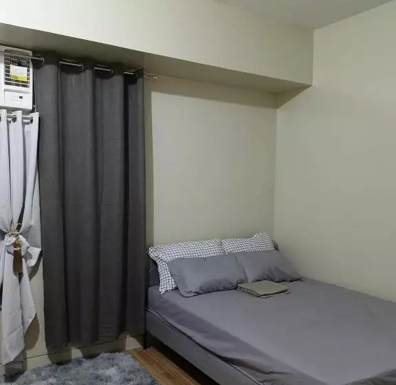 Holland Park Condominium Southwoods Biñan Laguna