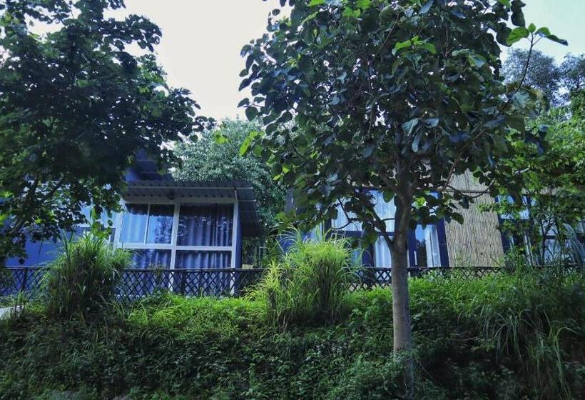 ホテル Arayam Bhimtal