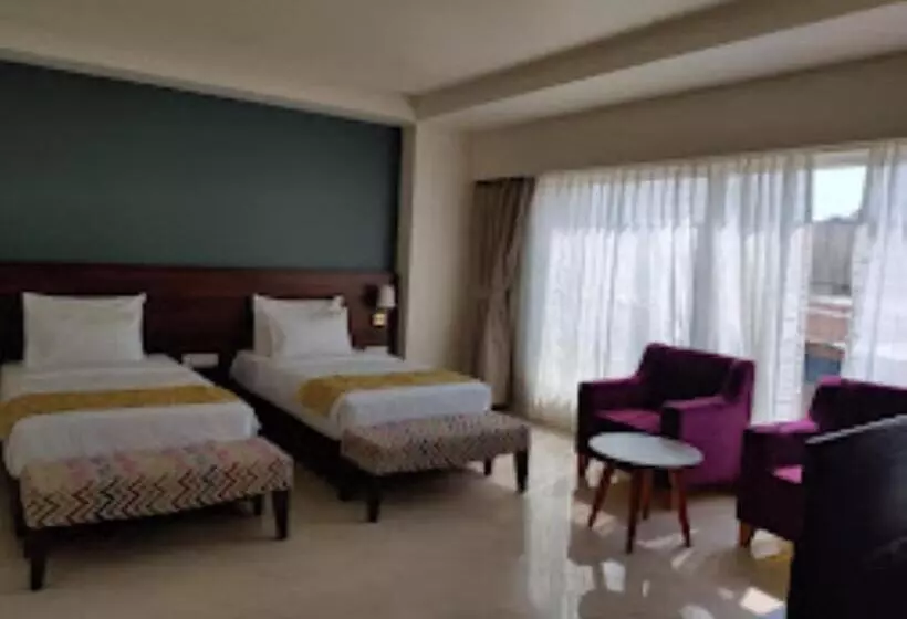 Hotel Daani Continental Imphal