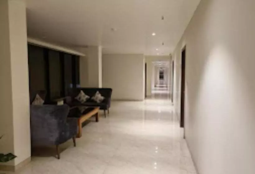 Hotel Daani Continental Imphal