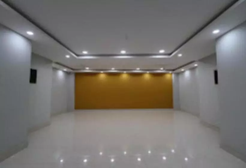 ホテル Friends Inn ,jakariyapur