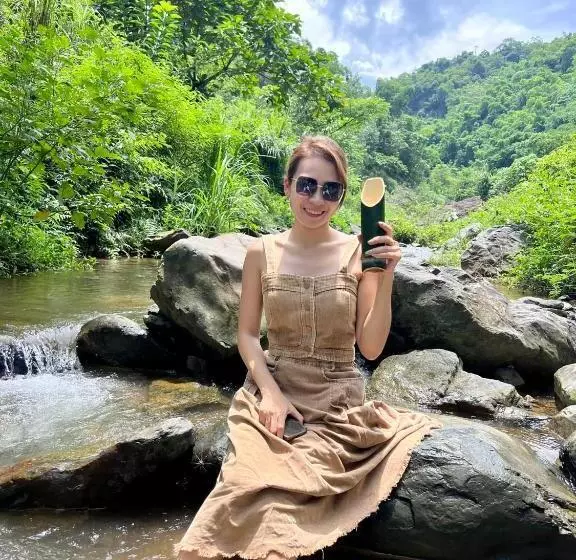 هتل La Montana De Luong Son