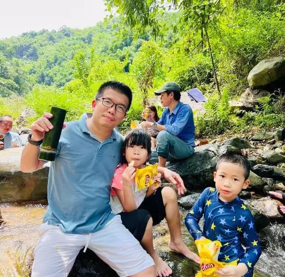 هتل La Montana De Luong Son