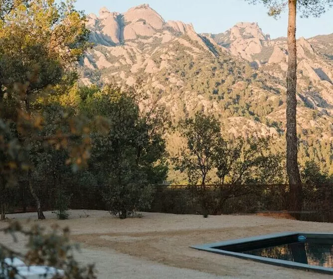 Hotelli Masia Can Farrés