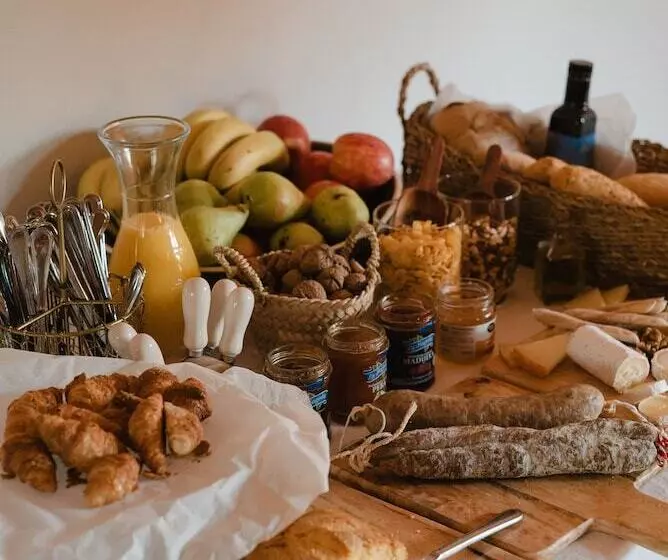 Hotelli Masia Can Farrés