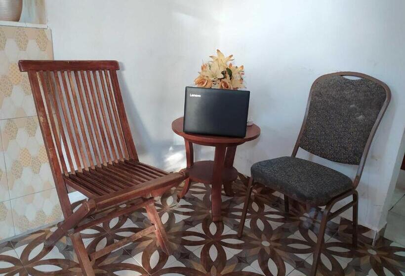 בית מלון כפרי Oyo 93306 Homestay Harapan Syariah Bulukumba