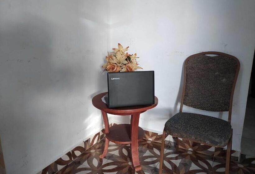 בית מלון כפרי Oyo 93306 Homestay Harapan Syariah Bulukumba