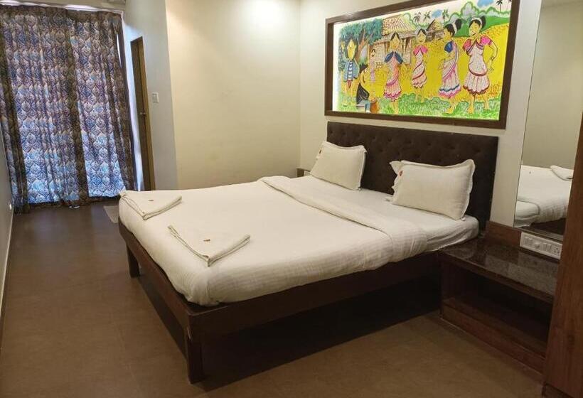 ホテル Ronaldos Old Goa