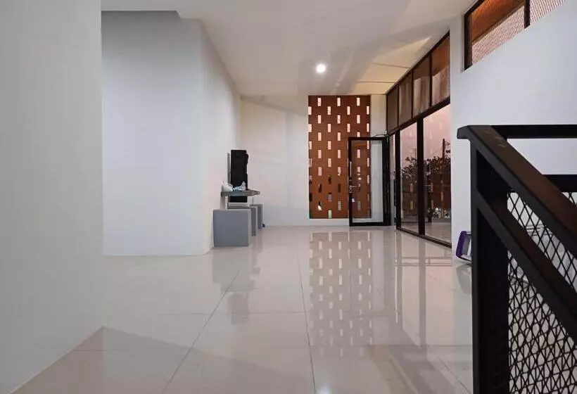 Hotel Salmas Bypass Mojokerto