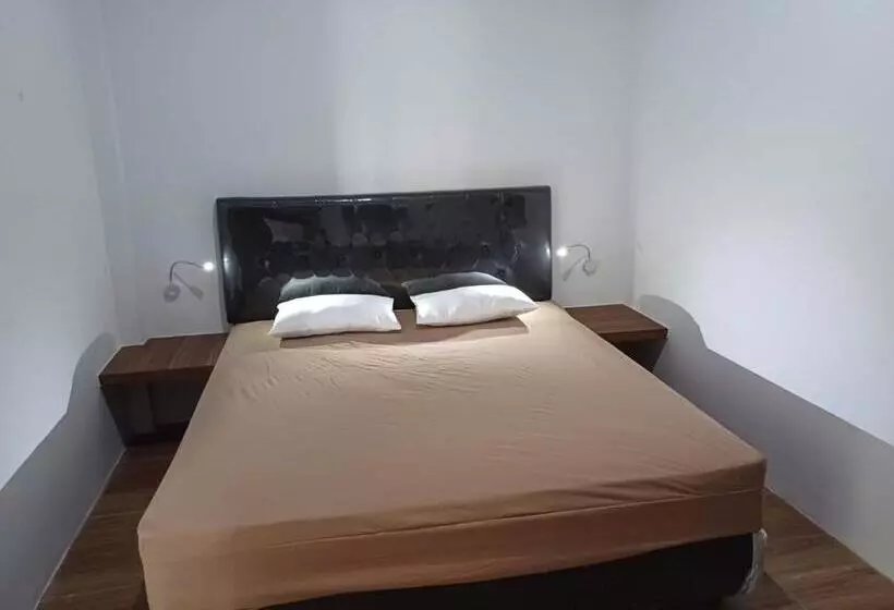Hotel Salmas Bypass Mojokerto