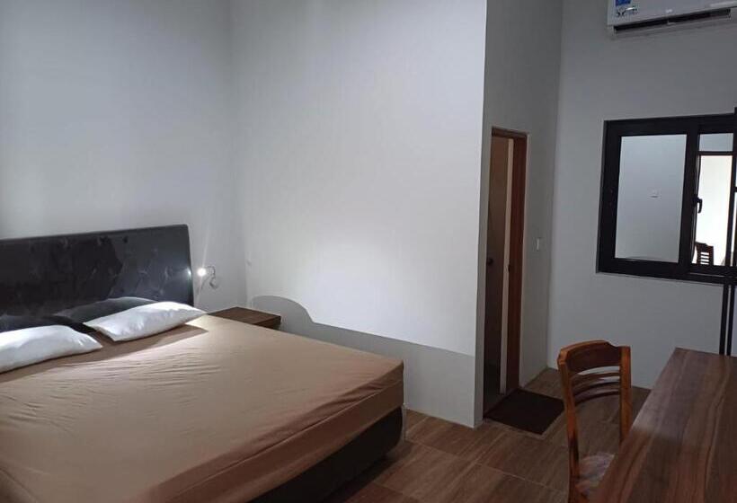 ホテル Salmas Bypass Mojokerto