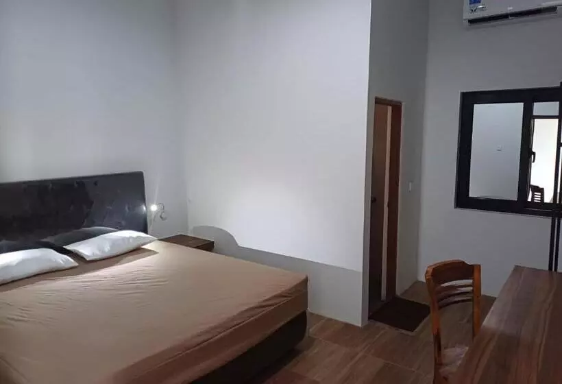 Hotel Salmas Bypass Mojokerto