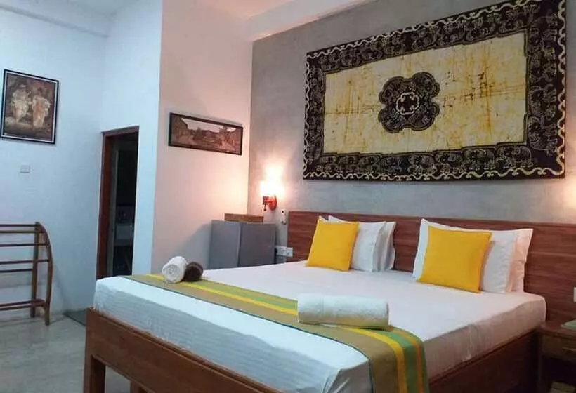Hotelli Salty Seahorse Mount Lavinia
