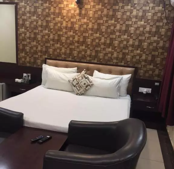 Hotelli The Metropol