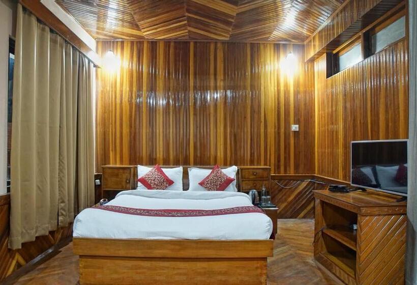 Hotell The Oak Ridge Retreat By Baizus