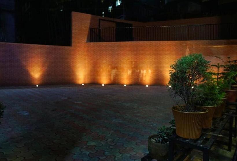 Hotell The Oak Ridge Retreat By Baizus