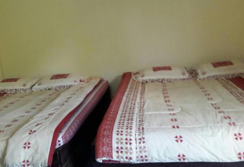 Pension (Hôtel basse catégorie) ทรัพย์ทอง การ์เด้น รีสอร์ท