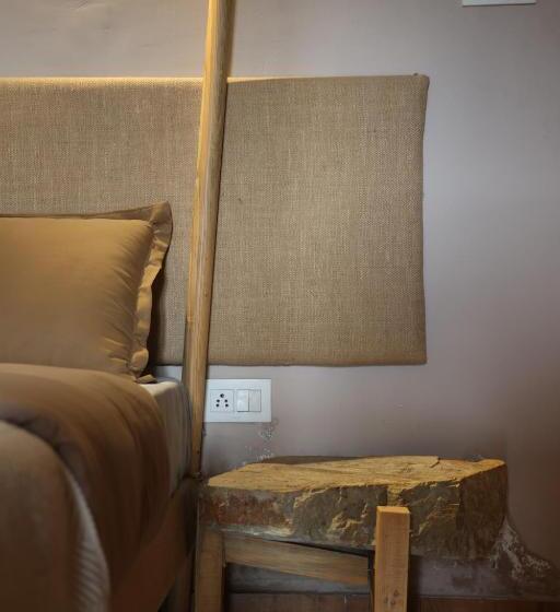 بنسيون Exstacy S Bathtub Rooms & Cafe