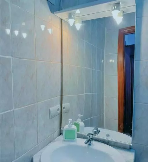 Majatalo Habitacion Privado Con Baño Privado En La Maresía