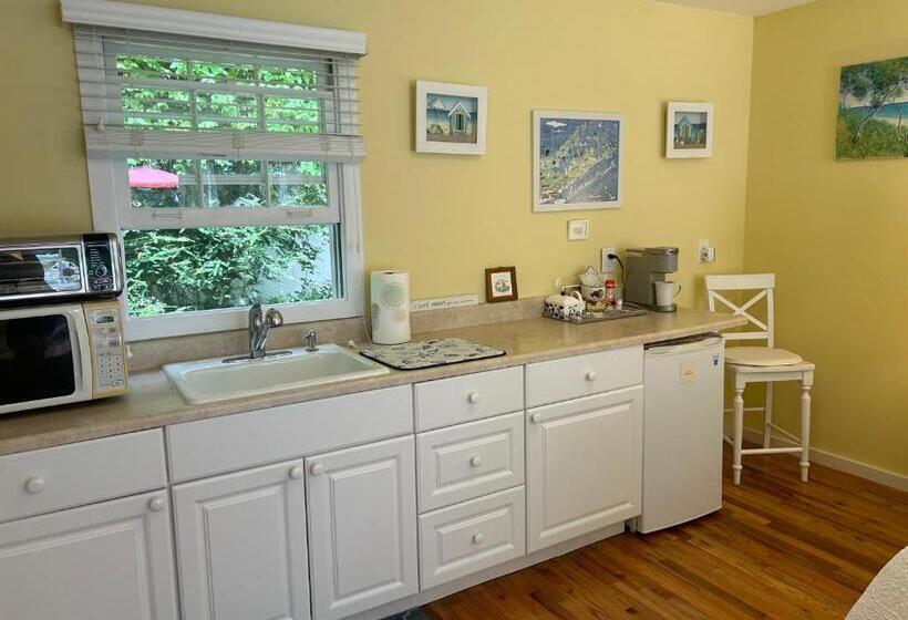 ペンション Hamptons Private Guest Cottage