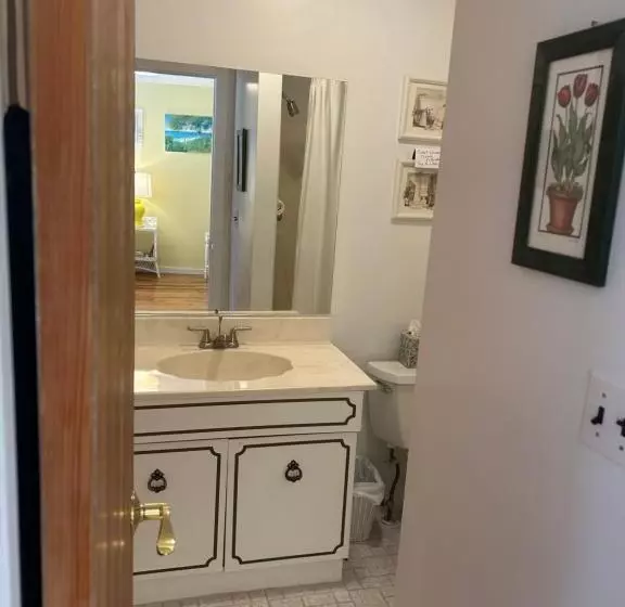 Majatalo Hamptons Private Guest Cottage