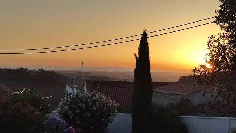 Majatalo Nazaré Wsl Experience 2025