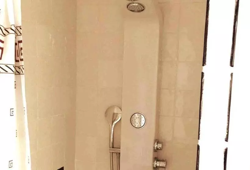 Majatalo Nazaré Wsl Experience 2025