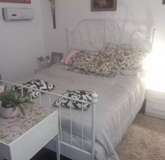 Majatalo Semplicemente A Casa