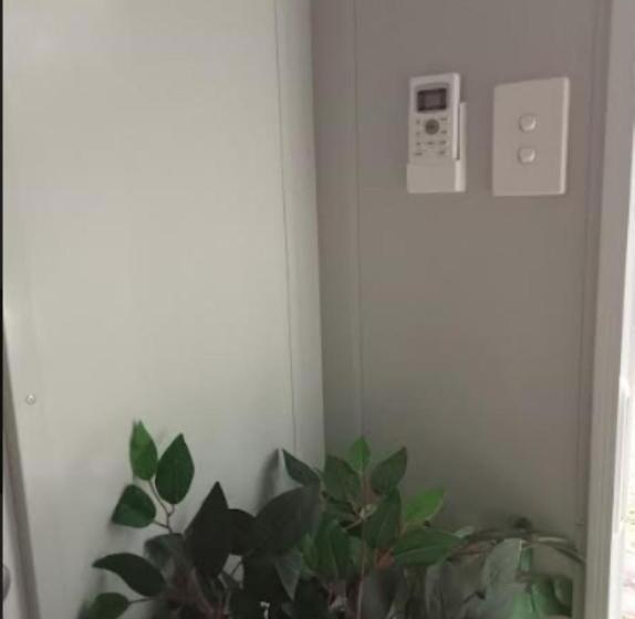 膳宿费 The City Dweller Kingaroy