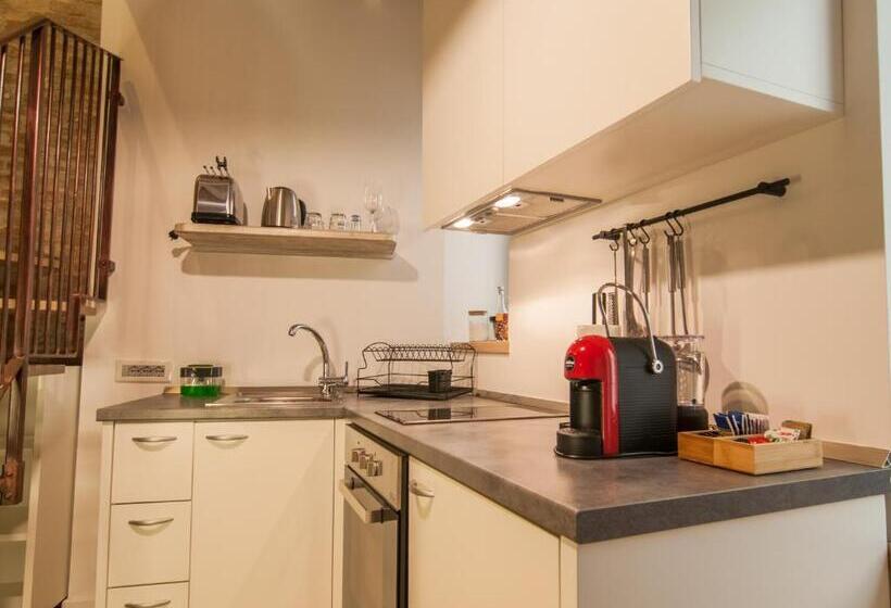 پانسیون Umbrian Concierge La Corte Del Grillo