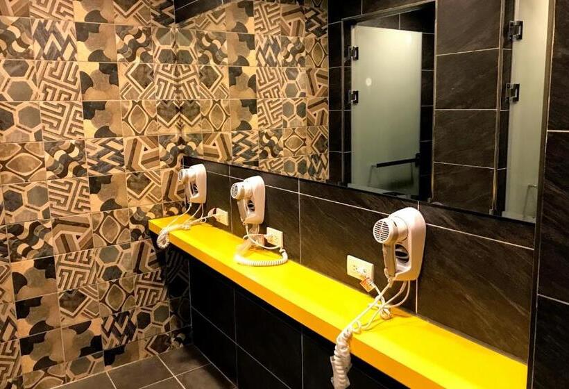 هاستل Ningcui Business