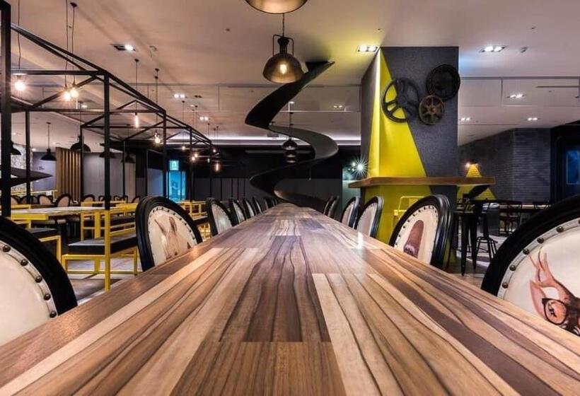 هاستل Ningcui Business