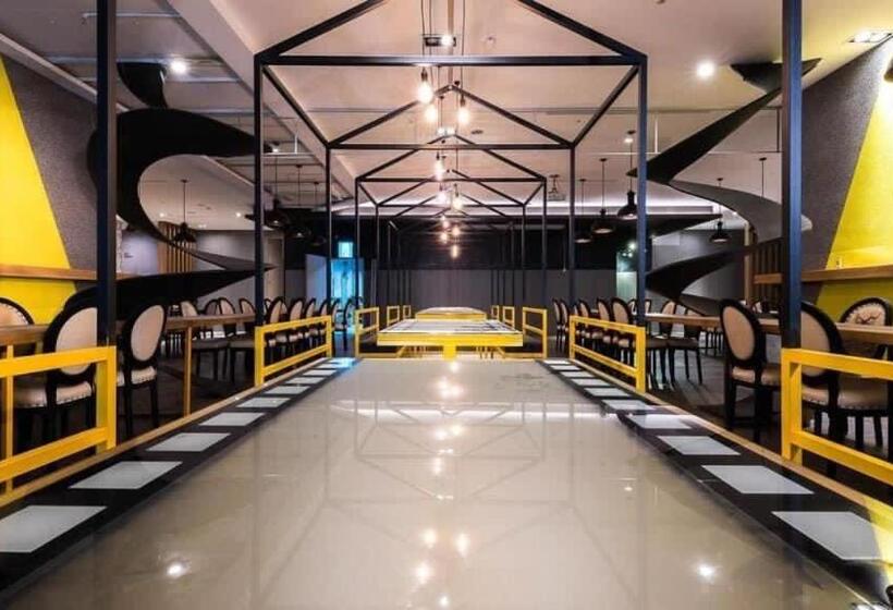 هاستل Ningcui Business